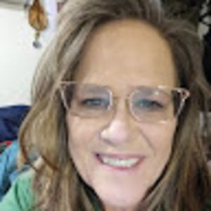 Meet your Posher, Jacqueline